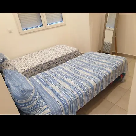 Lägenhet Grand Appartement, 2 Ou 3 Ou 4 Pieces, Tramway Sur Place, Proche Gare Sncf St Augustin 5 Min, Aeroport A 7 Min, Ou Allianz Riviera 10 Min, Palais Nikaia 2 Min , Supermarche Sur Place, Parking Possible Si Disponible Ou Payant A 1000 Metre *
