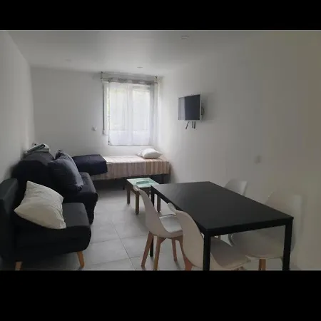 Apartamento Grand Appartement, 2 Ou 3 Ou 4 Pieces, Tramway Sur Place, Proche Gare Sncf St Augustin 5 Min, Aeroport A 7 Min, Ou Allianz Riviera 10 Min, Palais Nikaia 2 Min , Supermarche Sur Place, Parking Possible Si Disponible Ou Payant A 1000 Metre *